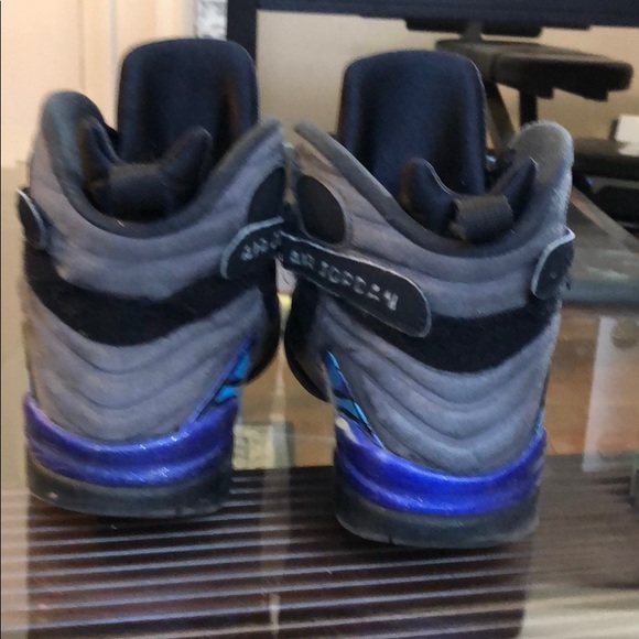 Jordan 8 - Picture 2 of 6
